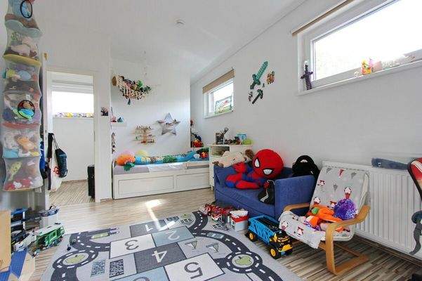 WE 2 Kinderzimmer III