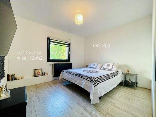 03e_OG_MasterBed Large.jpeg