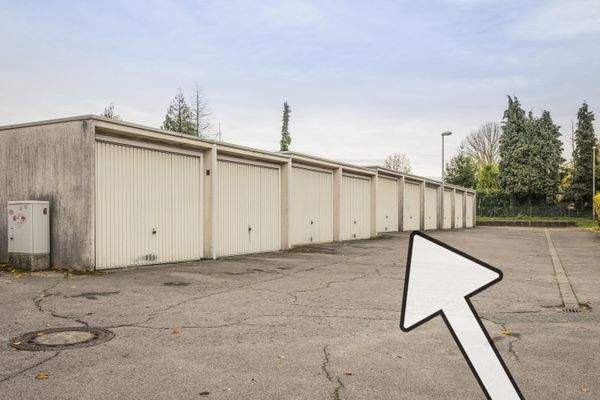 5. Garage von rechts