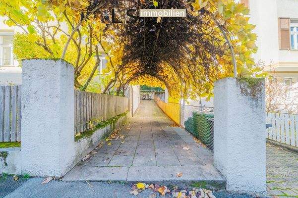 Eingangsbereich außen