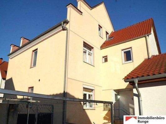 Rückansicht - MFH.jpg