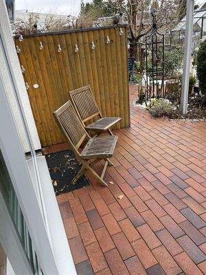 Gartenschuppen mit Nachbarn