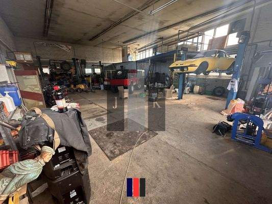 Halle Innenansicht 3