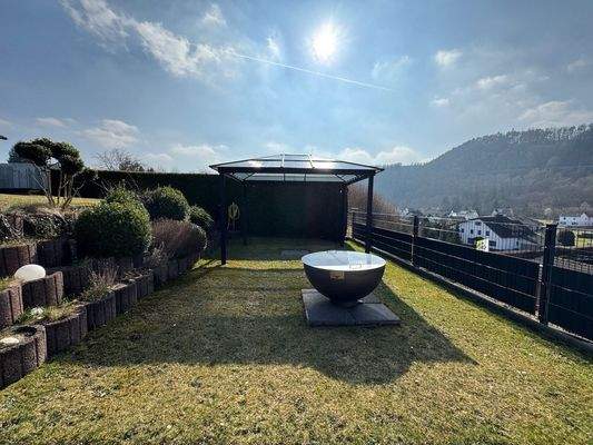 Zweite Terrasse zum EFH