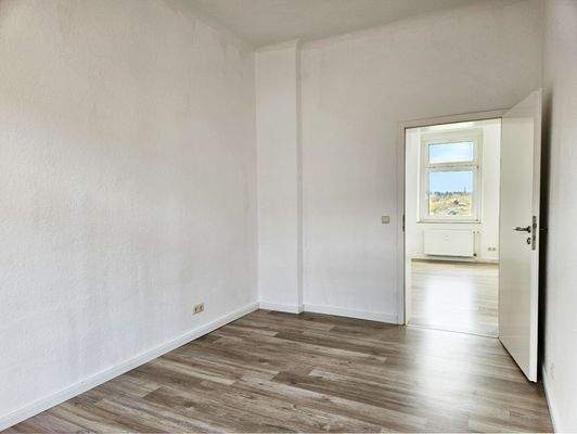 Arbeits- oder Kinderzimmer.jpg