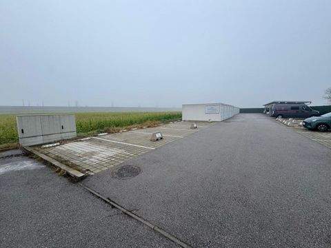 Ebreichsdorf Garage, Ebreichsdorf Stellplatz