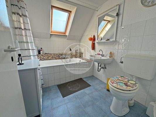 Einliegerwohnung Wannenbad OG