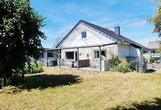 Haus mit Garten1