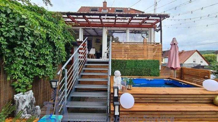 Kinderpool - Treppe zum Wintergarten