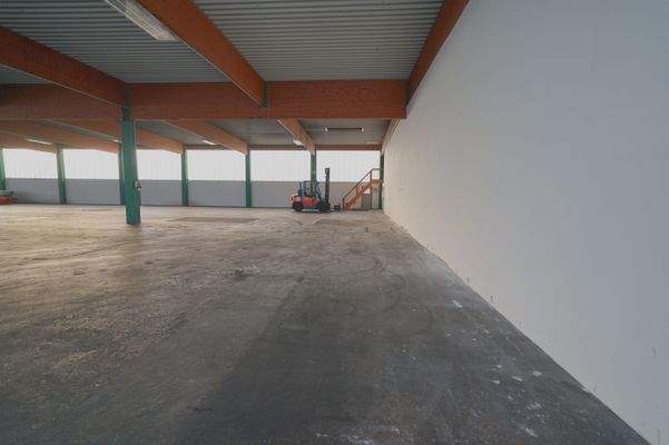 Gewerbehalle