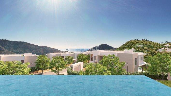 Panoramic Sea View Chic Design Villas in Ojen Malaga