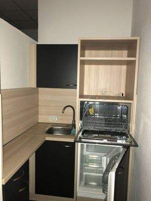 Miniküche mit Elektrogeräte