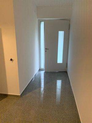 2 Whg. EG - Flur