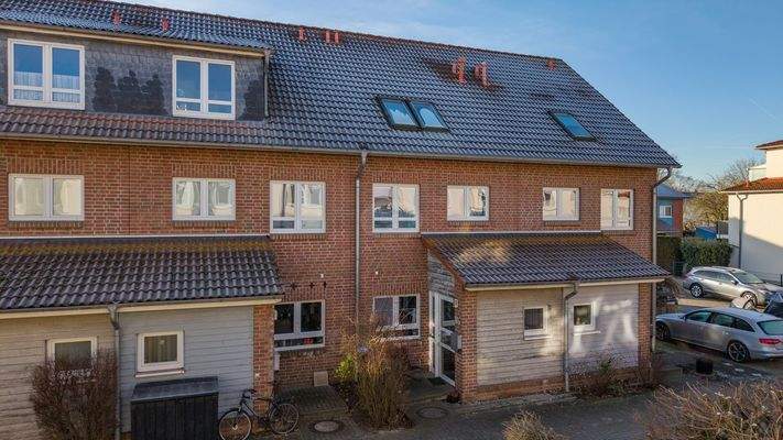 Vorderansicht mit Eingang