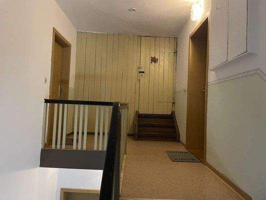 Treppenflur DG, Zugang zum Dachboden