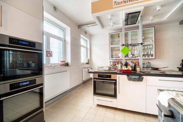 Küche zur gewerblichen Nutzung EG