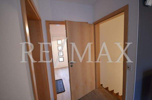 Treppenabgang ins Kellergeschoss