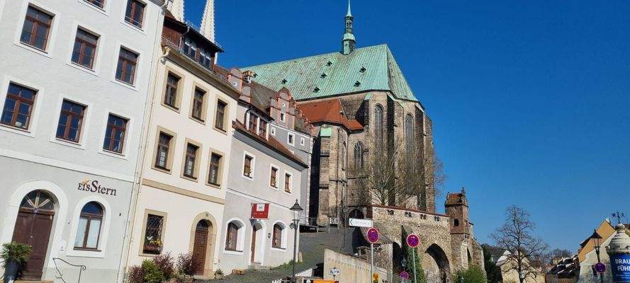 Ansicht Haus von unten Ne 13