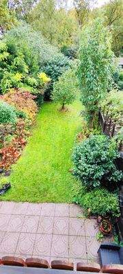 Blick von Loggia auf den Garten.jpg