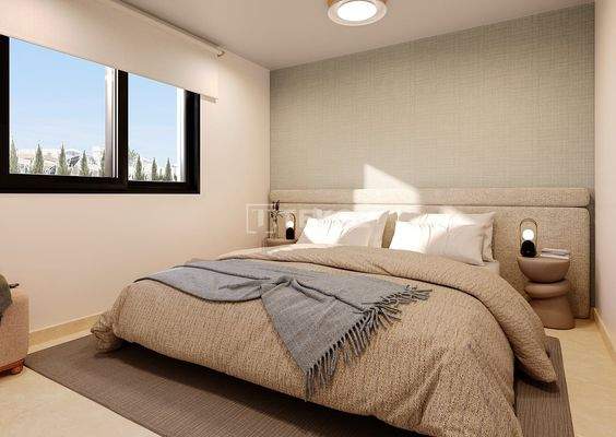 Apartments with Pools and Jacuzzis Near Amenities in Torrevieja