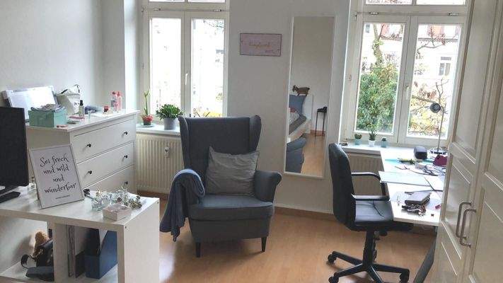 Zimmer ähnlich   - Mustermöblierung