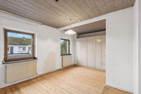 backbone_515802-B_025_HD