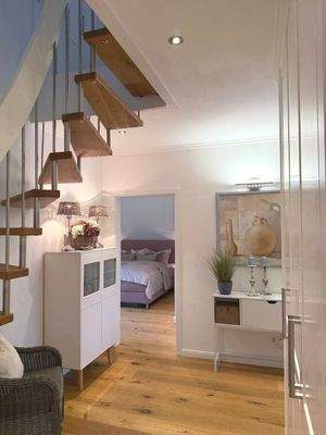 Flurbereich mit dem Blick ins Schlafzimmer