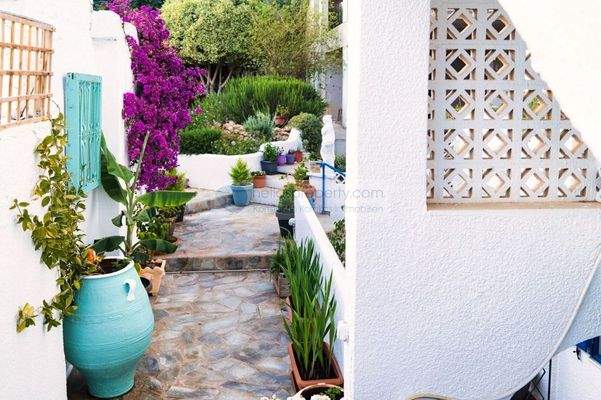 img_f0cf3de1-984e-4981-97cf-0e8fbb65844b