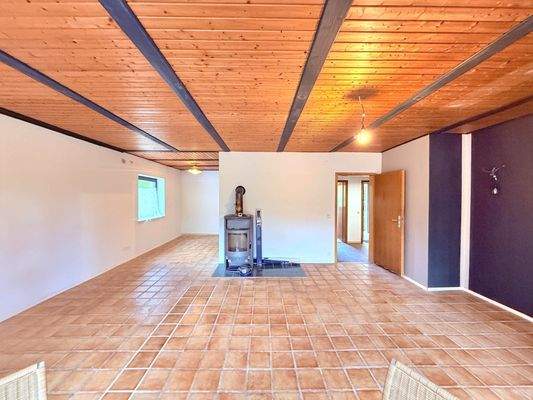 Wohnzimmer mit Kamin