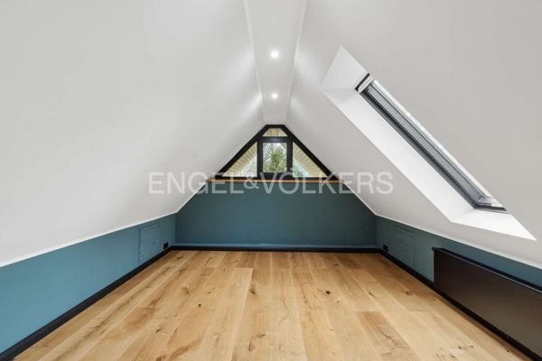 Zimmer 3 (halbes Zimmer) DG