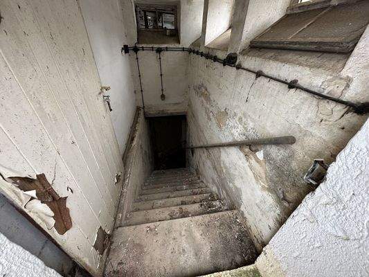 Zugang Luftschutzraum