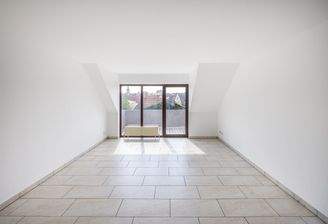 Wohnzimmer Zugang Balkon