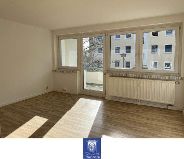 Hübsche Wohnung mit schönem Balkon in grüner und ländlicher Umgebung - Foto 1