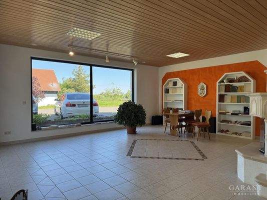 Gewerbe_Fensterfront