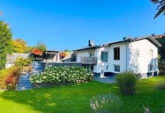 liebevoll gestalteter Außenbereich