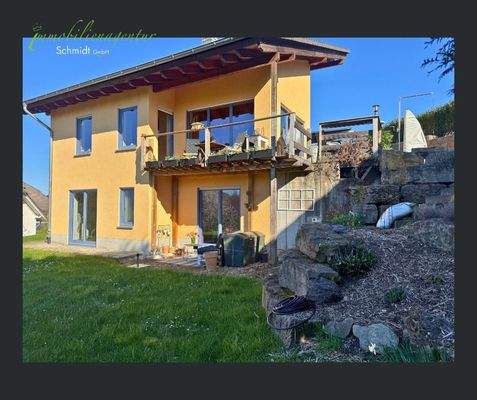 Westansicht- mit Teil des Gartens