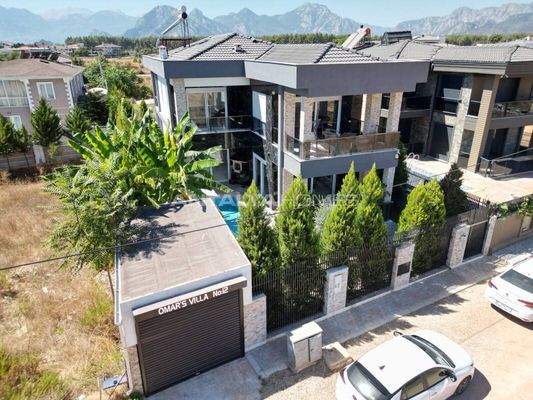 Elegant House with Private Pool in Antalya Yesilbayır