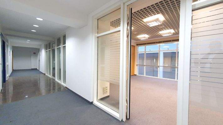 Verglaste Büros 01. OG 