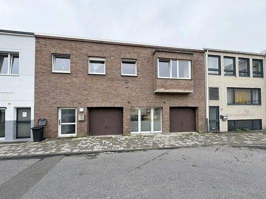 Strassenansicht Sittardplatz