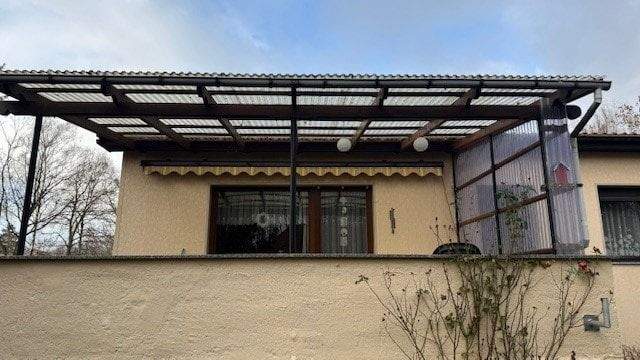 überdachte Terrasse