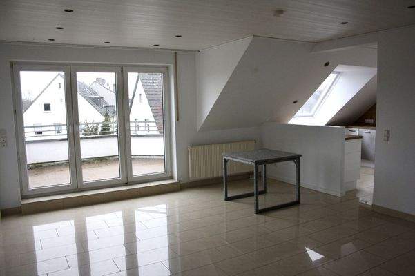 Wohnzimmer offene Küche