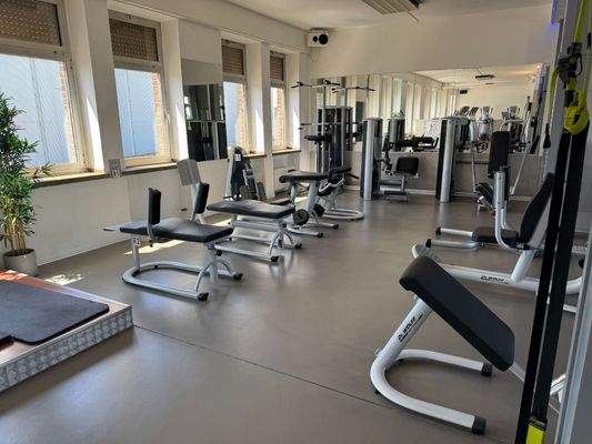Geräte Trainingsfläche im 1. Obergeschoss