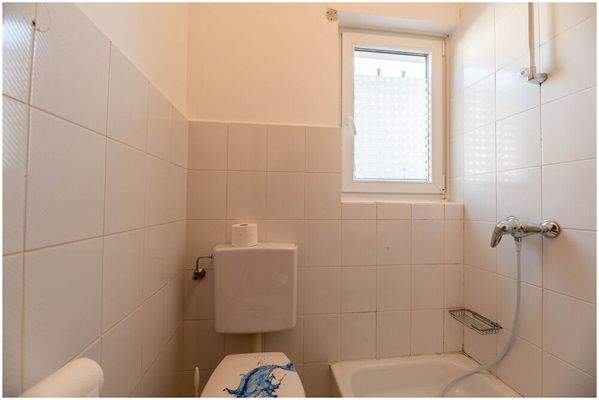 Duschbad im Erdgeschoss