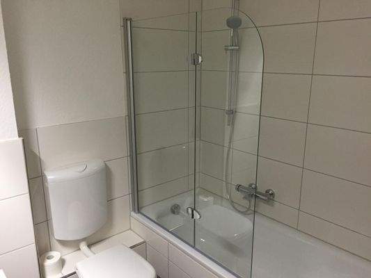 Das im Jahr 2015 erneuerte Badezimmer