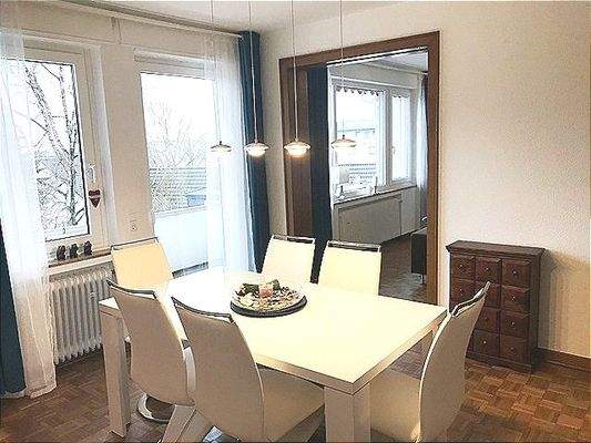 Esszimmer vor Sanierung.jpg