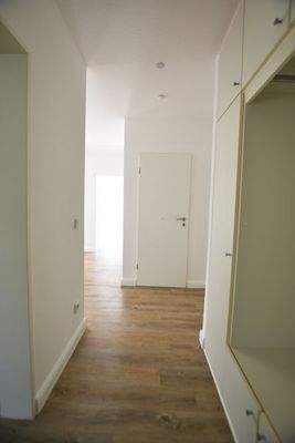 Dielenbereich mit Zugang zum Abstellraum