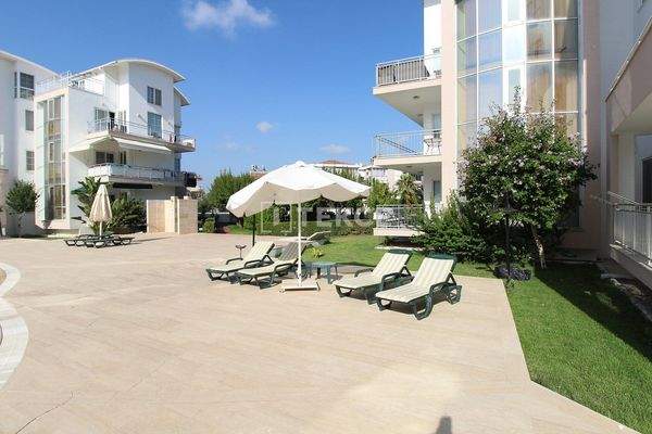 Furnished Mezzanine Flat in a Complex with Pool in Antalya Belek
