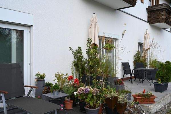 Apartmenthaus mit Terrassen