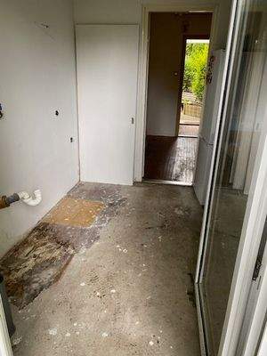 Küche Blick Flur.jpg