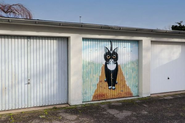 Garage zum Objekt